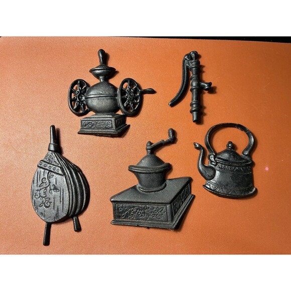 Vintage Cast Iron Kitchen Decor Bellows, Coffee Grinder, Water Pump Set of 5 - Picture 1 of 4